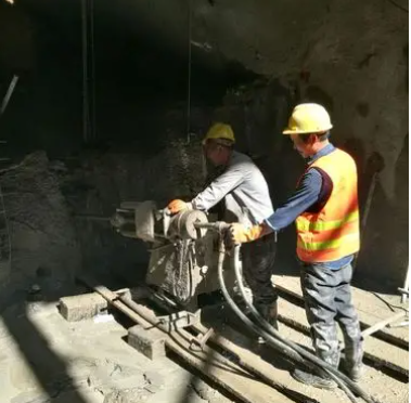 巴林右水下抗分散灌浆料特点 水下不分散注浆料介绍