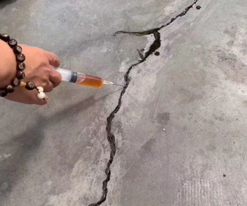 巴林右混凝土裂缝修补技术详解​