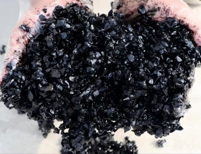 巴林右沥青冷补料（沥青砂）的优势特点与施工流程解析